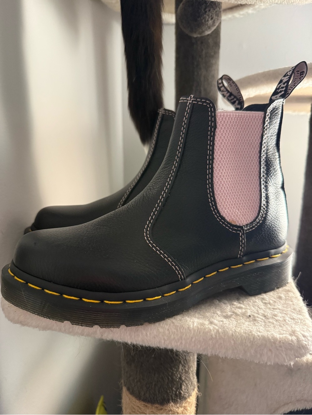 NWOT/B Dr Martens Black Leather Chelsea Boots with Pink Elastic Panels